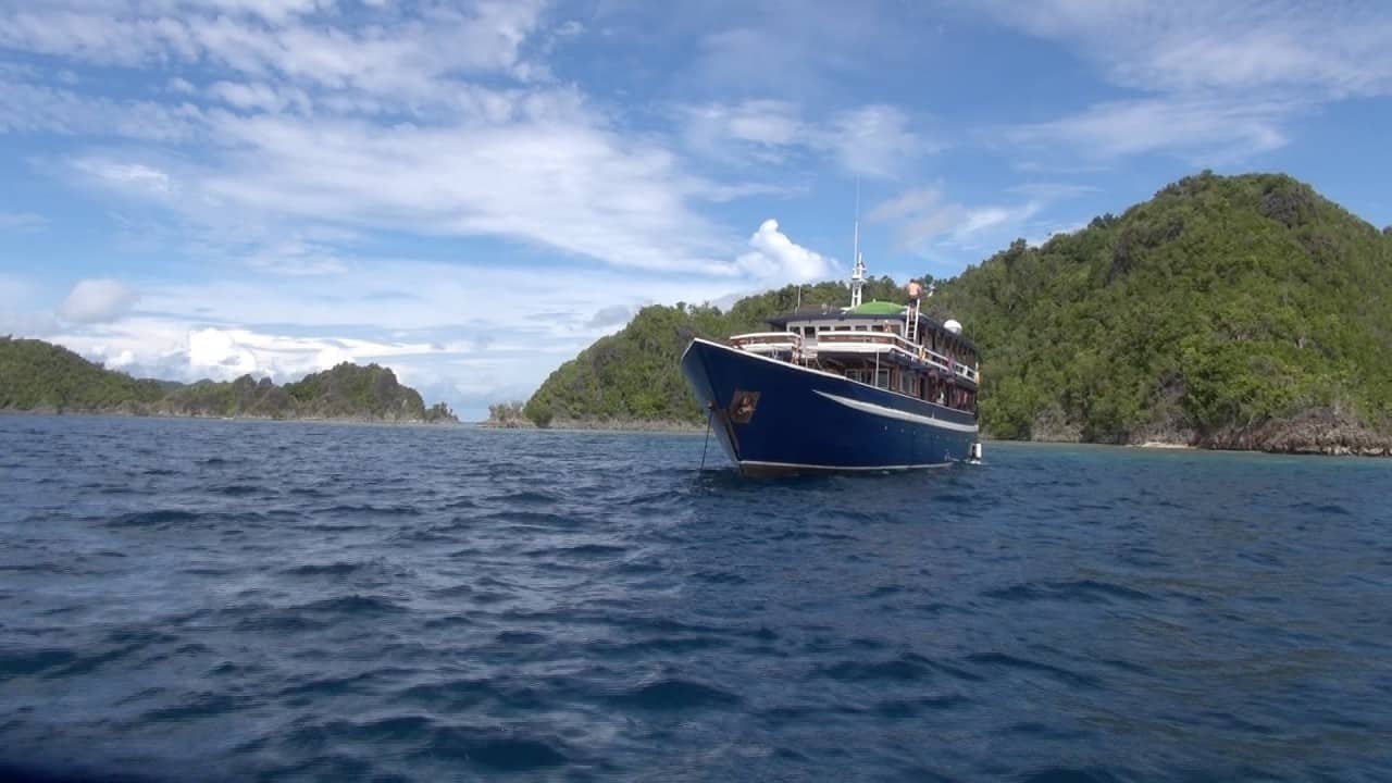 MV Ambai