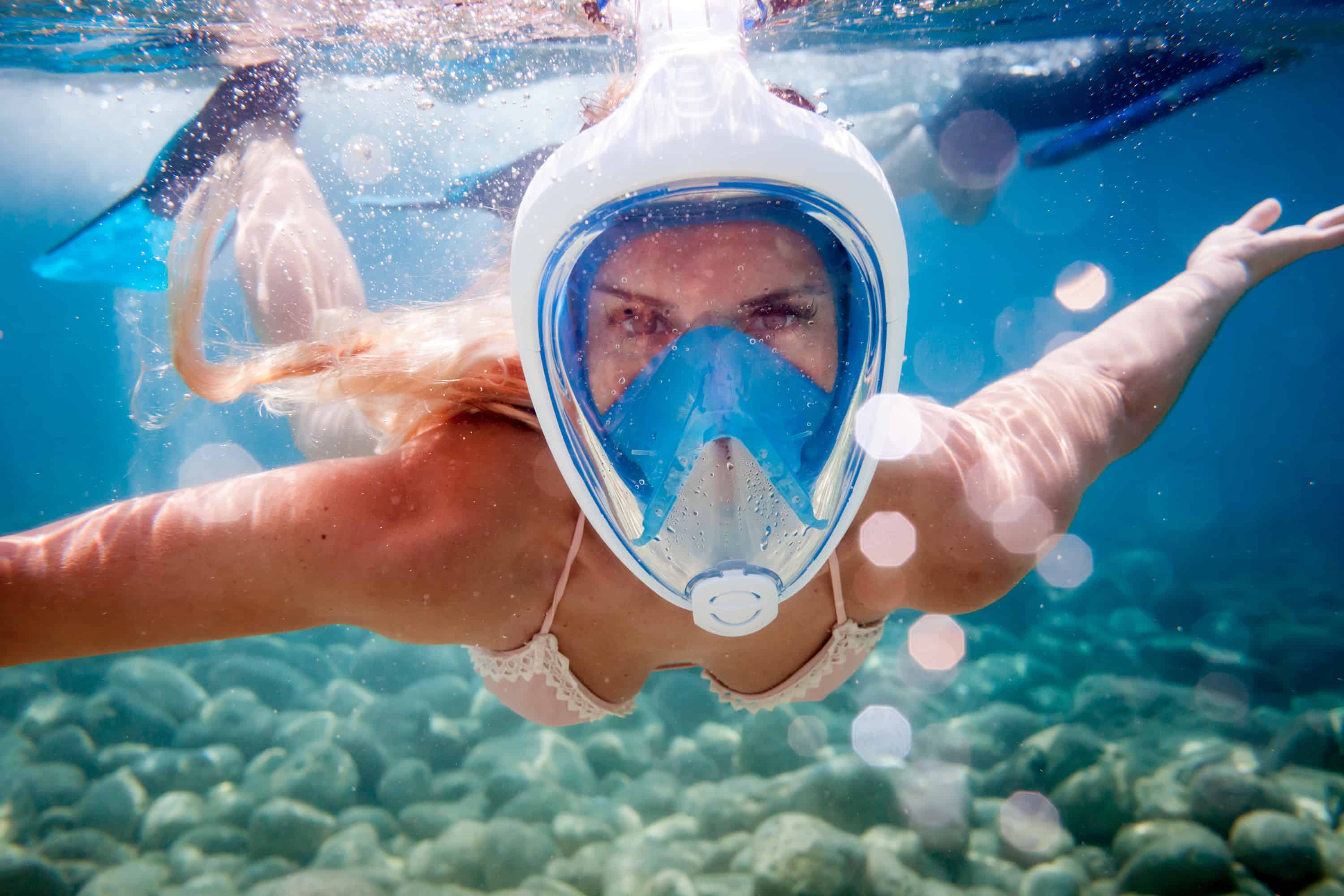 Masque de plongée : intégral ou régulier? – Voyages & Plongée Sous